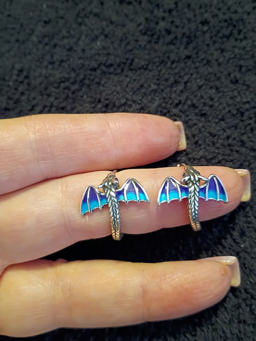 *NWOT* Blue Dragon Wing Silver Earrings